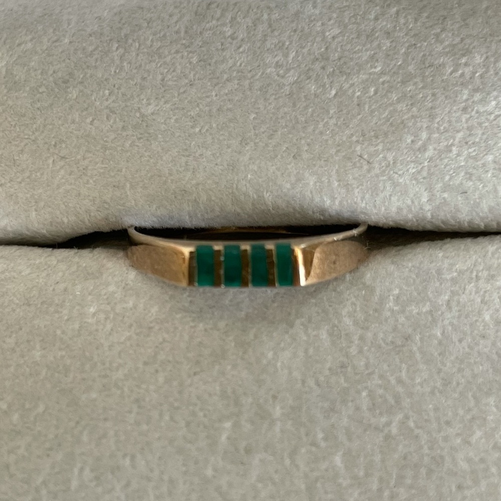 Vintage malachite gold ring